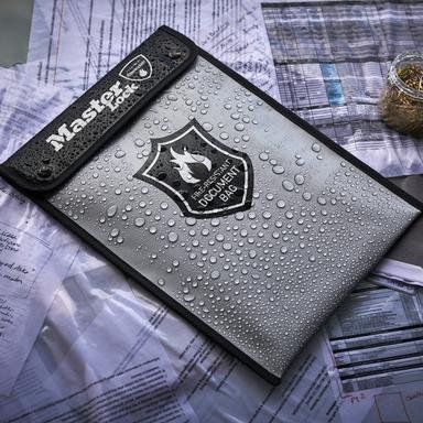 Master Lock FBWLZ0EURHRO ohnivzdorná taška A4 2,8 l