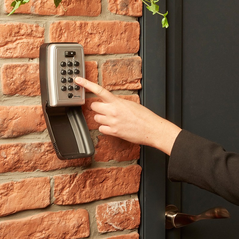Master Lock 5423EURD schránka na klíče na zeď
