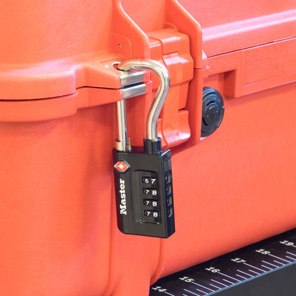 Master Lock 4696EURDBLK visací kombinační zámek TSA černý 35 mm